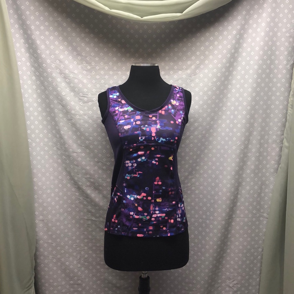 Workout Tank - Picture 2 of 7